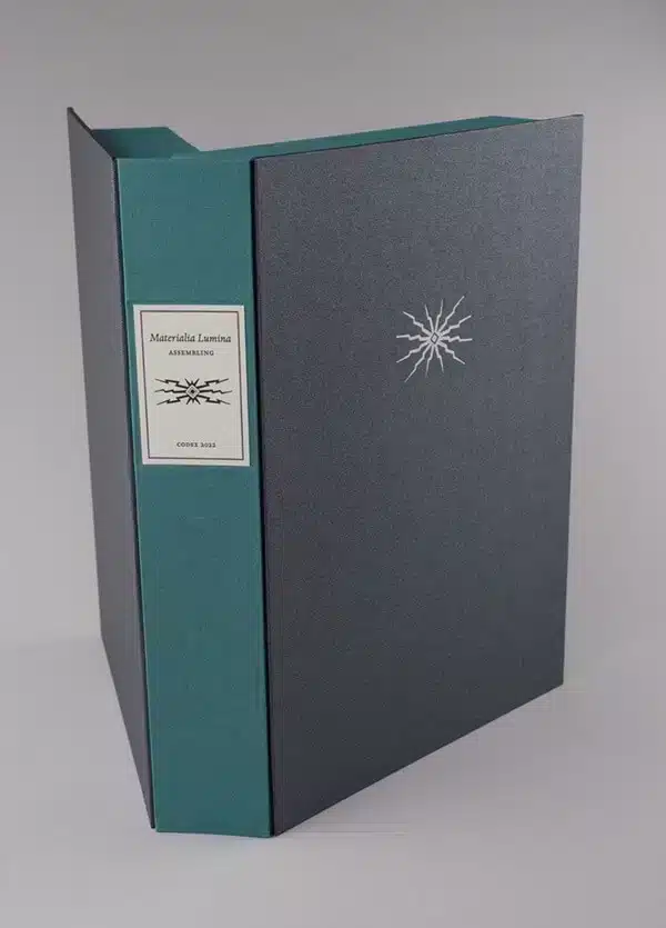 Assembling: Materialia Lumina Portfolio